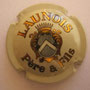 Marque : LAUNOIS Père & Fils  N° Lambert : 2  Couleur :  Crème et or Description : Blason surmonté d'une couronne  Emplacement : 068-05-01