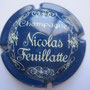 Marque : FEUILLATTE Nicolas N° Lambert : 3 Couleur : Bleu et crème Description : Champagne et nom du producteur Emplacement : 052-04-04