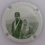 Marque : LAGILLE père & fils N° Lambert : 5 Couleur : Contour blanc, fond vert Description : Couple de paysans ?   Emplacement : 