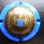 Marque : VENOGE (de) N° Lambert : 13 Couleur : Bleu, centre marron Description : Blason 3 étoiles,   surmonté d'un heaume et encadré par   2 lions  Emplacement : 