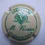 Marque : VEZIEN Marcel N° Lambert : 1 Couleur : Crème et Vert Description : Nom de la marque surmonté d'un blason  Emplacement : 