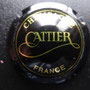 Marque : CATTIER N° Lambert : 6 Couleur : Noir et or brillant Description : Nom du producteur   stylisé   Emplacement : 
