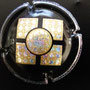 Marque : GENERIQUE  N° Lambert : 858e Couleur : Noir et argent Description : Les bijoux  Ref perso : 934-08-01