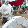 Marché de Noël animation médiévale l'appareilleur de voûte