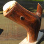 Magnethalter aus Holz, handgefertigt, gebogene Form, mit Muschel auf Stirnseite, Wandmontage