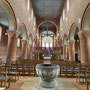 Im Inneren der Kirche.