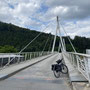 Radlerbrücke über den Neckar bei Zwingenberg.