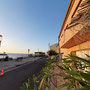 Location saisonnière confortable idéalement située pour découvrir les plages, le port et les nombreuses activités du Cap d'Agde.