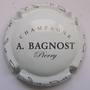 Marque : BAGNOST Arnaud N° Lambert : 25 Couleur : Blanc et noir avec liseré Description : Nom de la marque  Emplacement : 