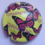 Marque : LEMAIRE Dominique N° Lambert : 9 Couleur : Fond jaune Description : Cuvée Butterfly - nom de la marque  Emplacement : 