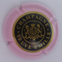 Marque : EMILLE (veuve) N° Lambert : 16d Couleur : Rose, noir et or mat Description : Blason soutenu par deux lions dans un cercle noir  Emplacement : 
