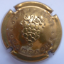 Marque : GENERIQUE  N° Lambert : 762da Couleur : bronze Description : Capsule estampée.   Grappe de raisins  Ref perso : 