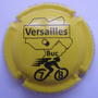 Marque : DECOTY N° Lambert : 62c Couleur : Fond jaune, noir Description : Cycliste Versailles - Buc - Nom de la marque Emplacement : 