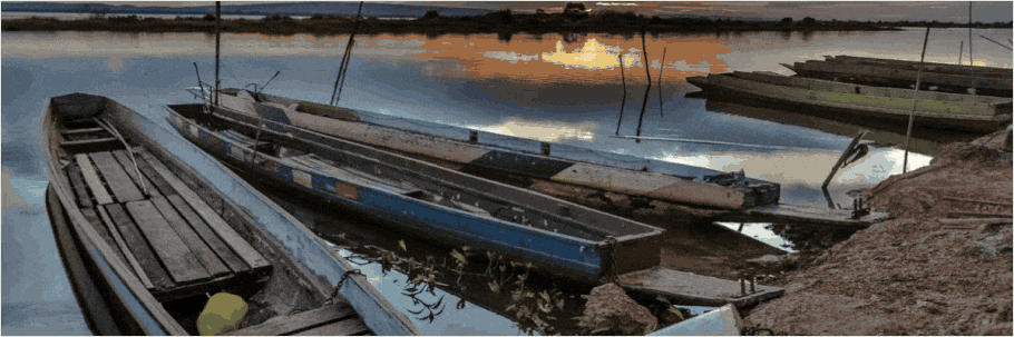 Asien, Asia, Vietnam, Ninh Binh, Tam Coc, Trang An, Halong Bay, Hanoi, Bai Tu Long Bay, Tran-Quoc-Padoge, Hoan-Kiem-See, Long Bien Brücke, Ho-Chi-Minh-Mausoleum, Train Street, Train Street Hanoi, Thang-Long-Zitadelle, Ngoc Son Tempel