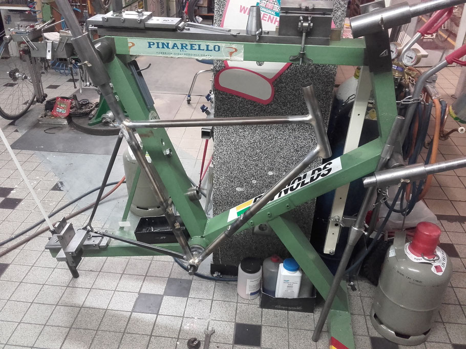 Einpassen des Hinterbaus