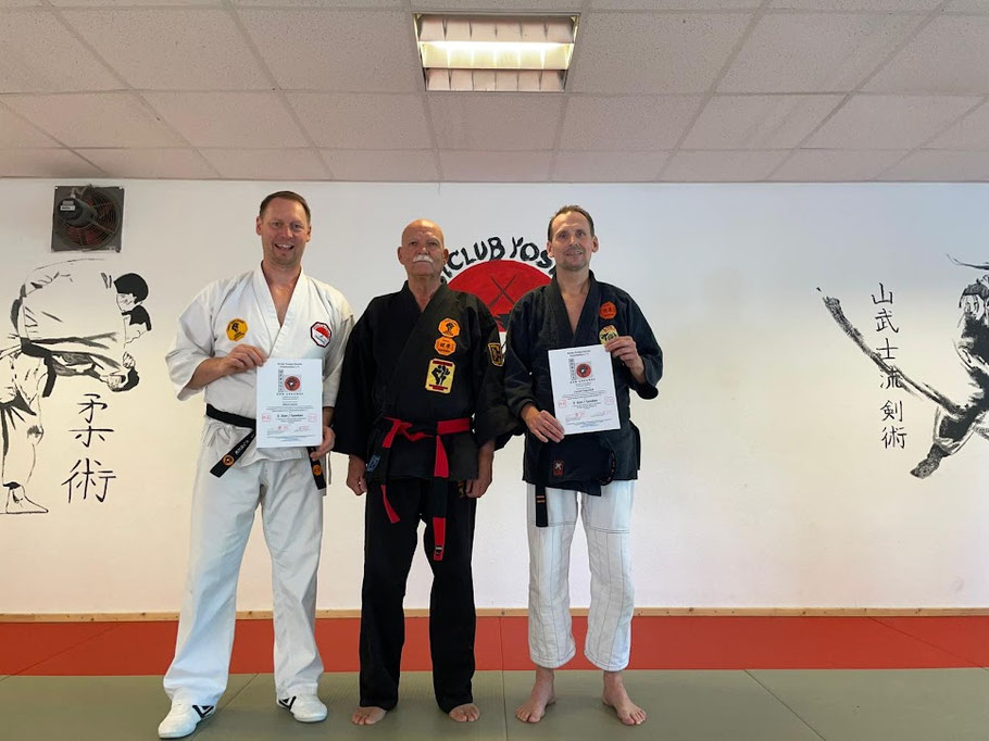 Von links: Sensei Marco Kurze, Shihan Erich B. Ries, Sensei Carsten Papenfuß