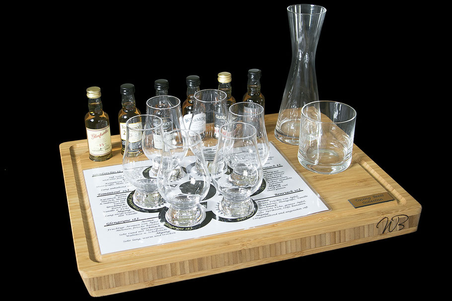 Testing Whisky Brett Set - der Bambus Holz , eine Auswahl an Whisky Sorten und Whiskyglas-Set mit Karaffe 