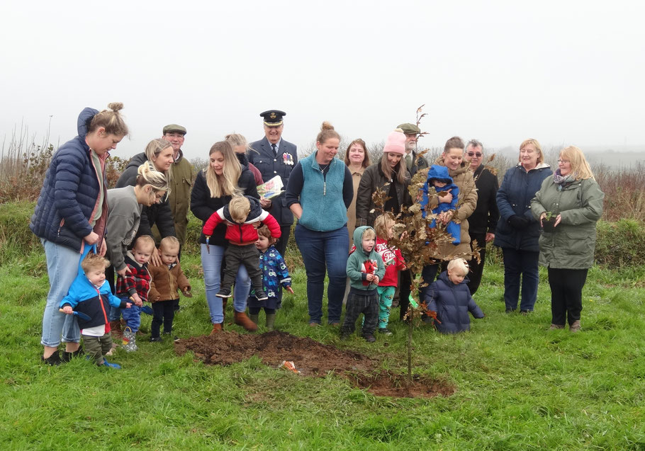 Group photo of Tree Planting 