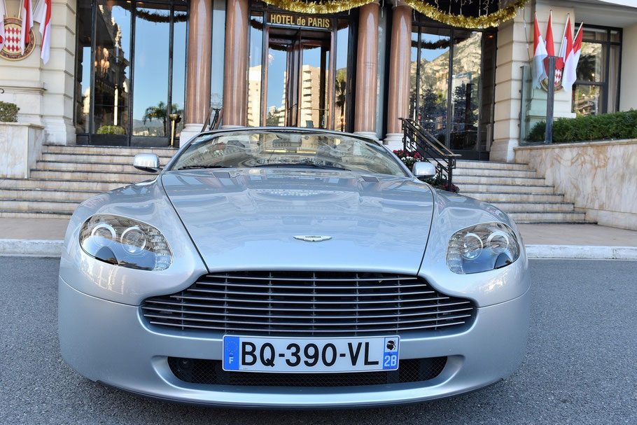 Aston Martin Vantage Roadster in Monaco, Hotel de Paris