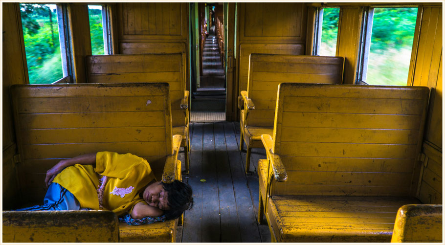 Historischer Schlafwagen in Thailand – heute verkehren auf der Strecke Bangkok–Chiang Mai moderne First-Class-Schlafwagen mit deutlich höherem Komfort.