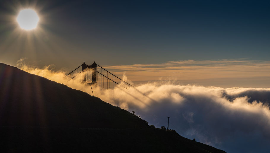 Golden Gate View Point, Golden Gate Bridge im Nebel, Sunrise, Golden Gate Bridge, Sonnenaufgang Golden Gate Bridge, San Francisco