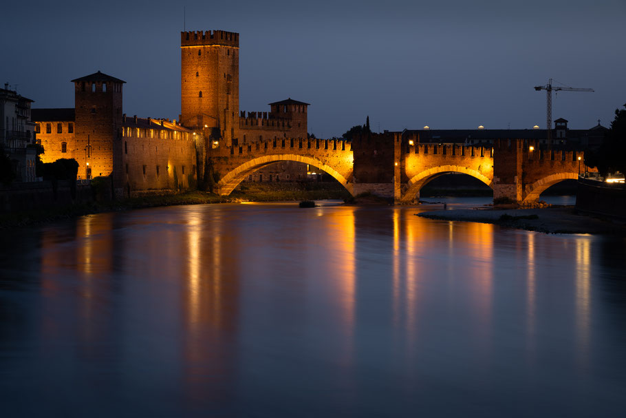 Verona, Italien, Ponte Scaligero, Castelvecchio, Aussicht Ponte della Vittoria