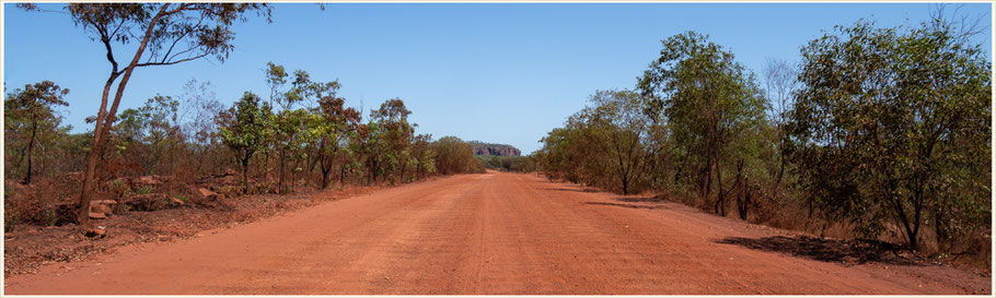 unterwegs auf dem Roper Highway Richtung Stuart Highway