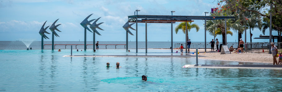 Cairns Lagoon, Cairns, North Queensland, Cairns Esplanade, Cairns Esplanade Lagoon