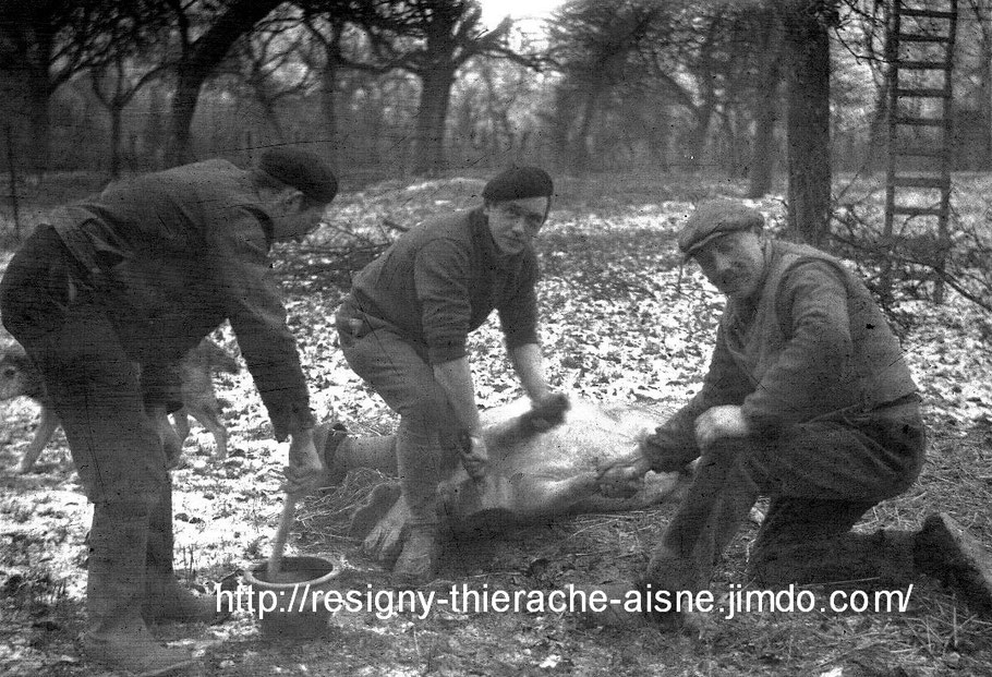 au dos de la photo : "de la viande sans ticket"