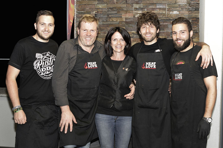 Das MEAT LOVE Team mit Diplomsommelier Anita Mancini