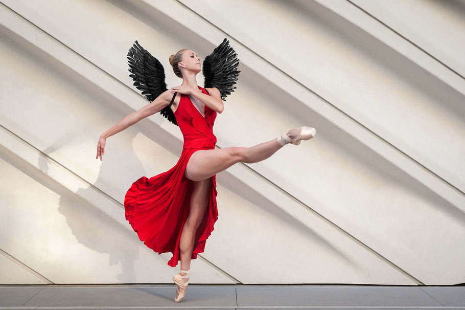 Molly Flippen, Corps de Ballet | The Broad in Downtown Los Angeles, CA | 2016