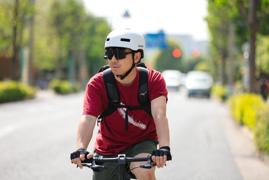 日本初上陸の新商品】リアミラー付きサングラスTrieye（トライアイ