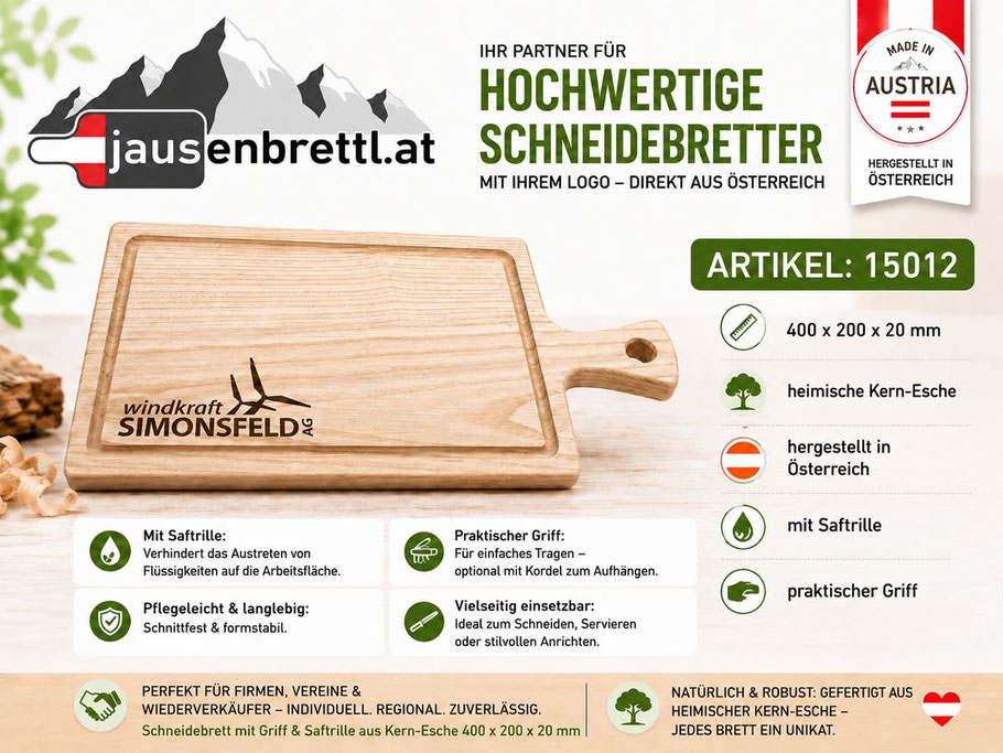 Großes Schneidebrett aus heimischer Kern-Esche mit Saftrille und praktischem Griff, 400 x 200 x 20 mm, hergestellt in Österreich
