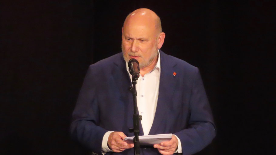 Bürgermeister Thomas Beckmann zeichnete ein positives Bild der Entwicklung in Quickborn und dankte allen Ehrenamtlichen und den MItarbeitern in den Institutionen