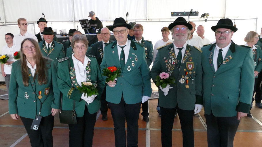Ein Dank auch an die ausscheidende Königs-Rotte mit Romy Spethmann, Wolfgang Krause und Klaus-Jürgen Bruhn 