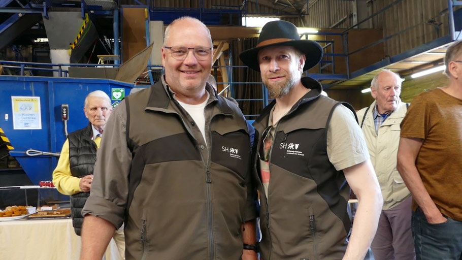 Hauke Hintz vom Rangerteam Itzehoe und Lars Thoke vom Rangerteam Ahrensburg informierten über ihre Arbeit (v.l.)