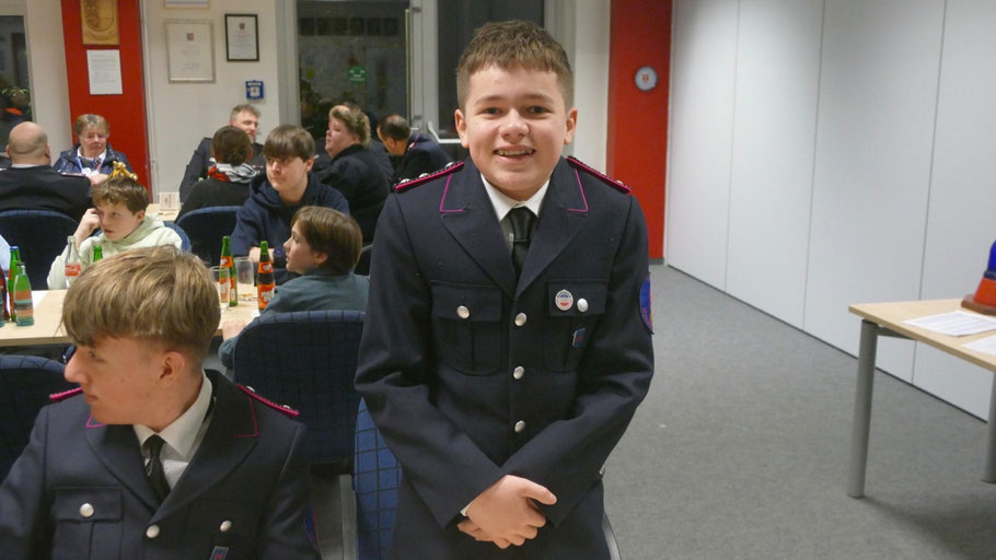 Jugendgruppenleiter Marlo Renelt überbrachte die Grüße der Jugendfeuerwehr Ellerau