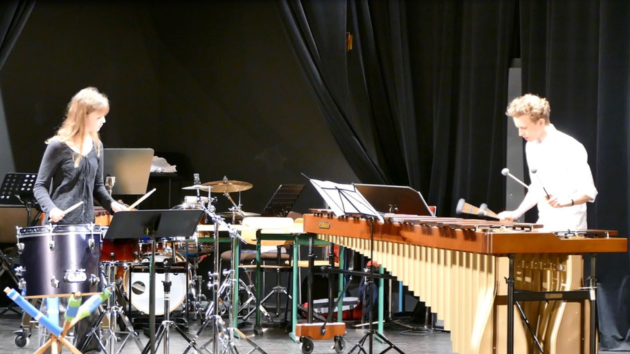Eine faszinierende Kombination: „Cross Funk" mit Lotta Leopoldt (Percussion) und Jannis Demming (Marimba)