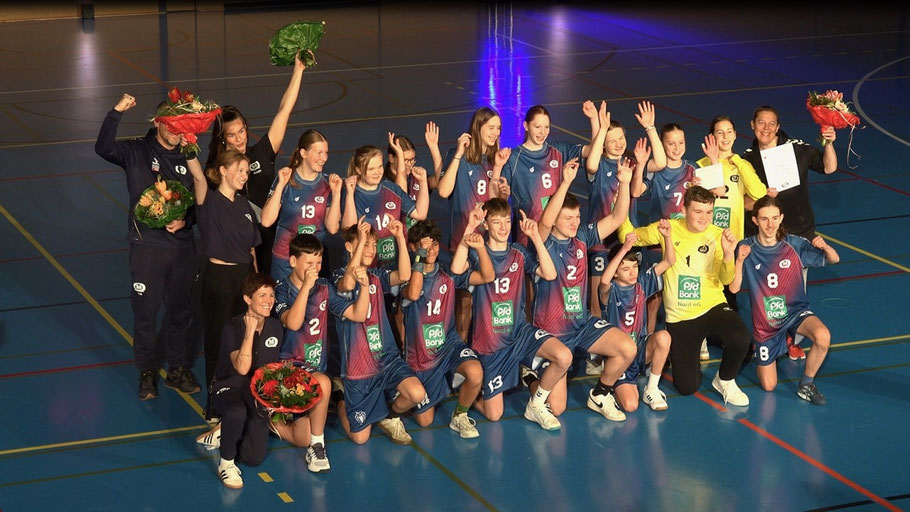 Gratulation an die weibliche D-Jugend und die männliche C-Jugend der Handballer, die bei verschiedenen Wettbewerben einen der vorderen Plätze belegen konnten
