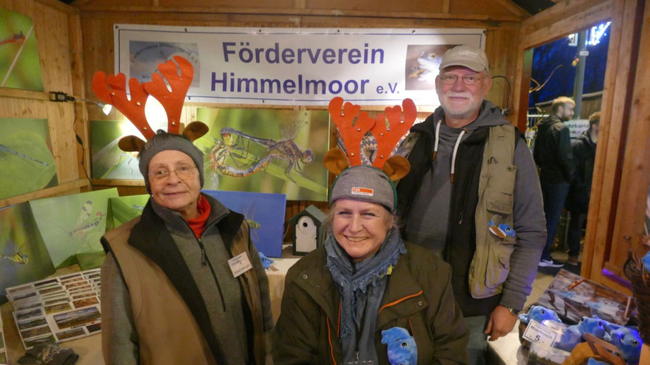 Festlich gesckmückt informierten Mitglieder des Fördervereins Himmelmoor über die vielfältigen Aktivitäten des Vereins