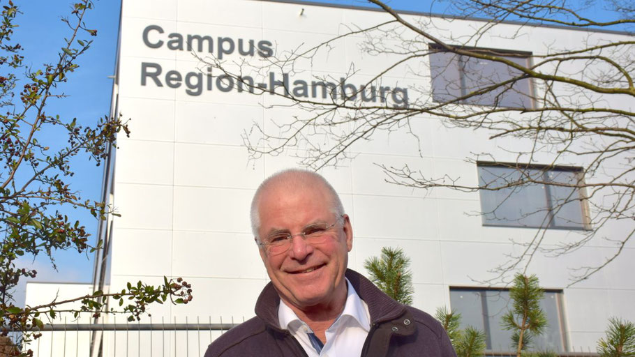 ASG-Geschäftsführer Elmar Süß freut sich auf viele Besucher beim Tag der Offenen Tür des Campus Region Hamburg