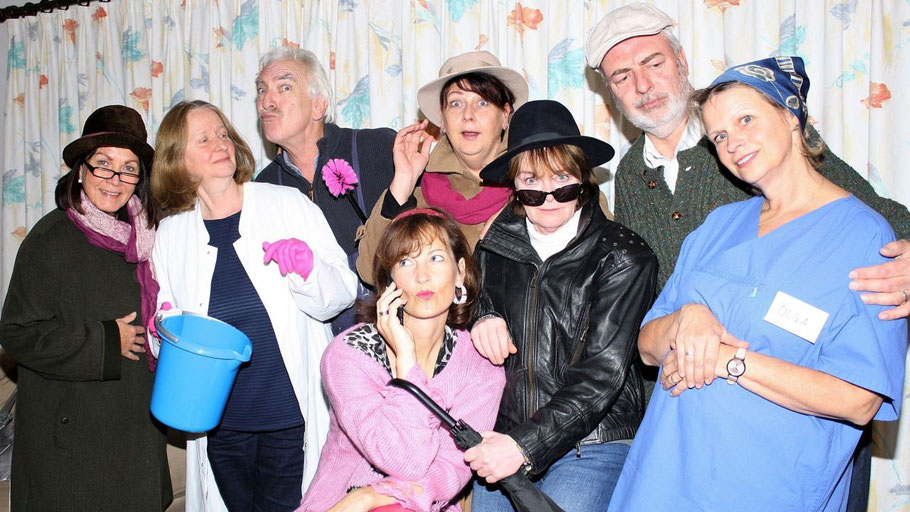 Es wirken mit: Bärbel Benkwitz, Ronald Hasselmann, Roland Hansen, Ronald Hasselmann, Christina Juhl, Hilla Kübel, Bibi Maaß, Tina Reese, Lutz Raasch, Jutta Schilder, Ina Twisselmann und Ulf Wilkens.