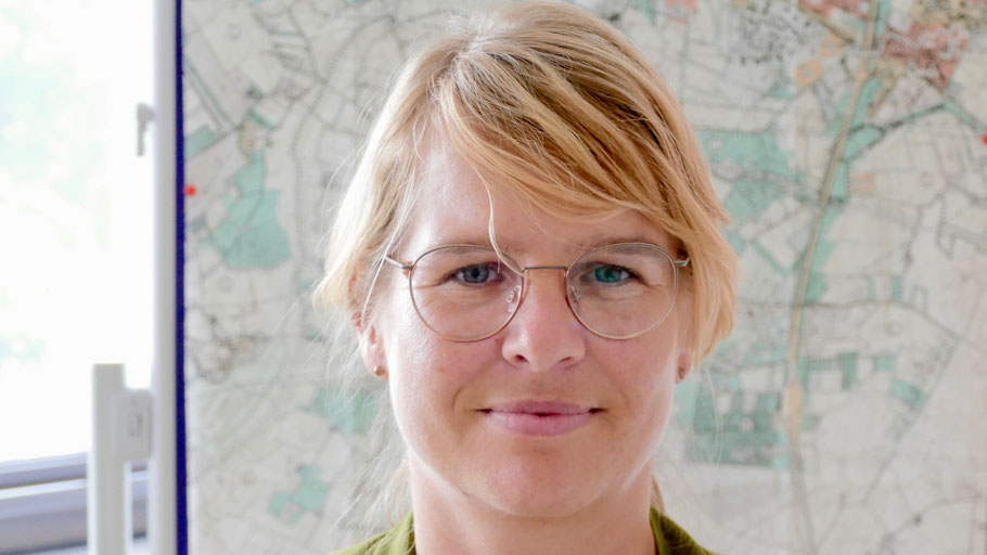 Quickborns Wirtschaftsförderin Linda Vogt-Gröncke will den Kontakt mit den ansässigen Unternehmen intensivieren