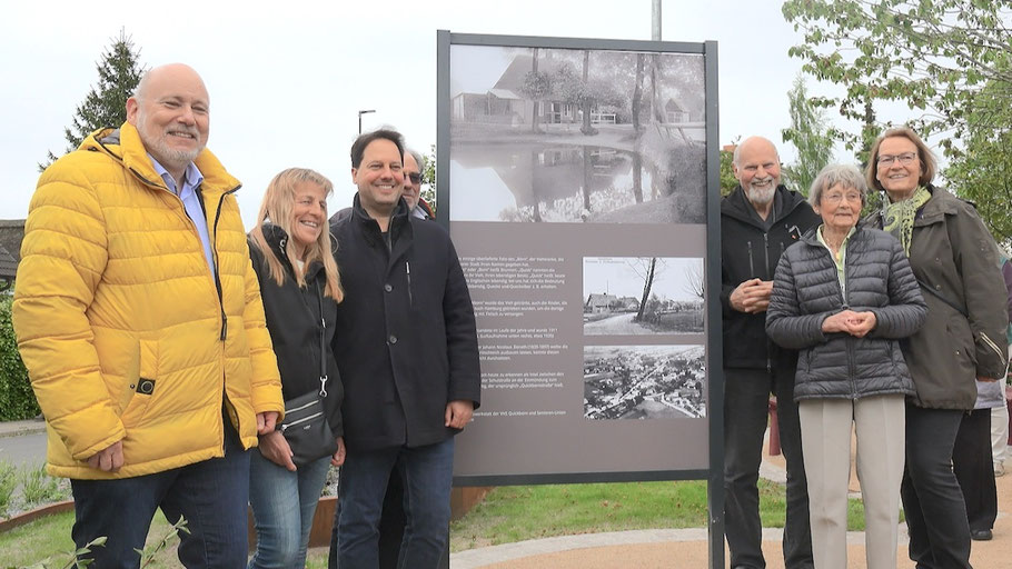 Neben Bürgermeister Beckmann nahmen aus der Ortspolitik Birgit Hanke, 1. Stadtrat Eike Kuhrcke, Dr. Reinhard Ax und Thomas Dänecke (alle CDU) sowie Irene Lühdorff und Sonja Kruse (Grüne) an der Zeremonie teil (v.l.)