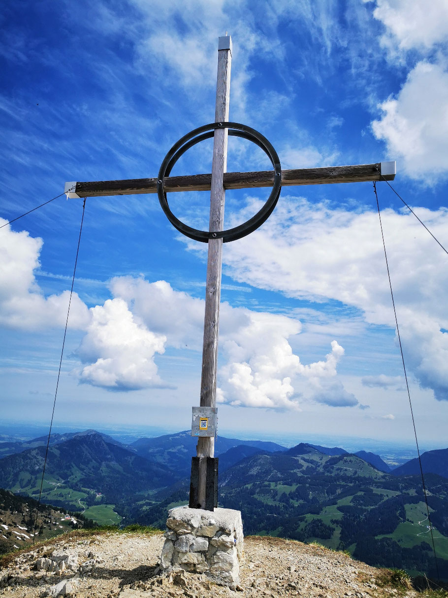 Am Gipfel des Bschießer auf 2.000m