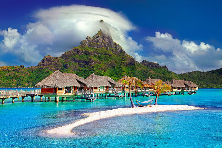 #Reiseziele  #TravelGoals  #Urlaubsträume  #Fernweh  #Reiselust  #AbenteuerReisen  #Traumreise  #Weltentdecken  #BucketList  #TravelAddict  #Reiseblog  #Städtereise  #Inselparadies  #Bergliebe  #KulturReisen  #NaturPur  #Strandurlaub  #Roadtrip  #ReiseAbe