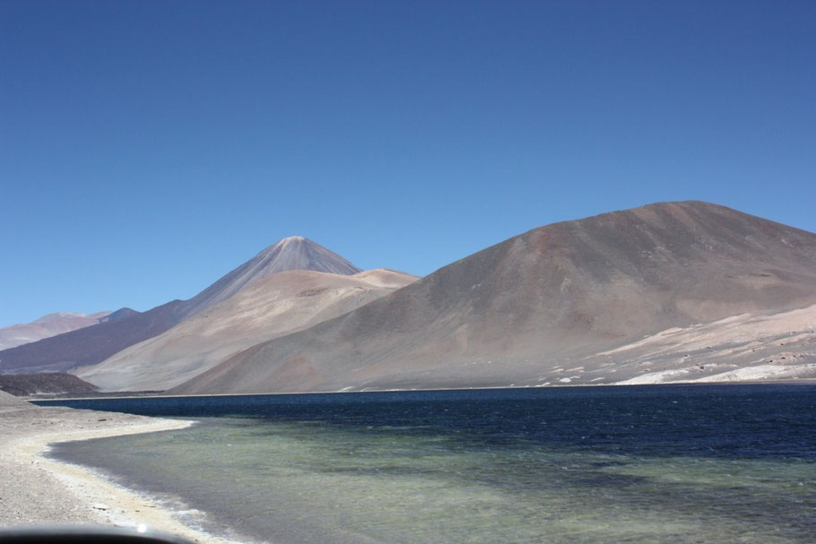 Bordeamos las lagunas