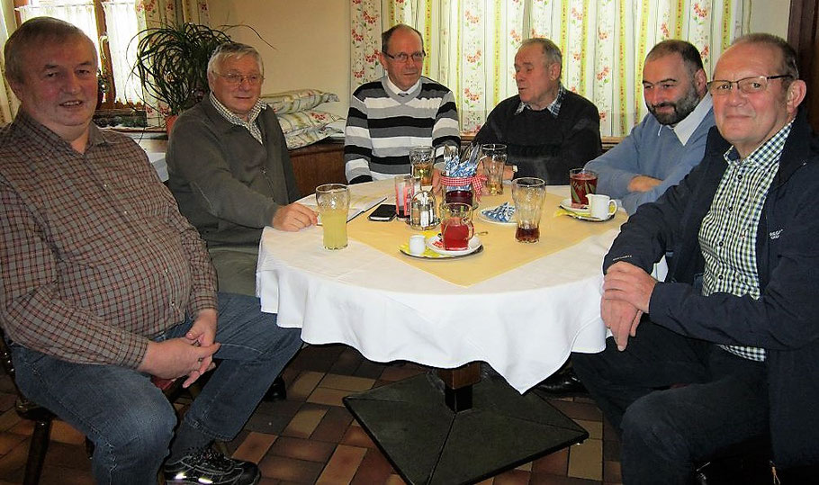 von links: Josef Mistelbauer, Obmann IM Herbert Kolm, Albert Oiser, Josef Grossinger, Obm-Stellv. Stefan Gerstbauer, Johann Lechner