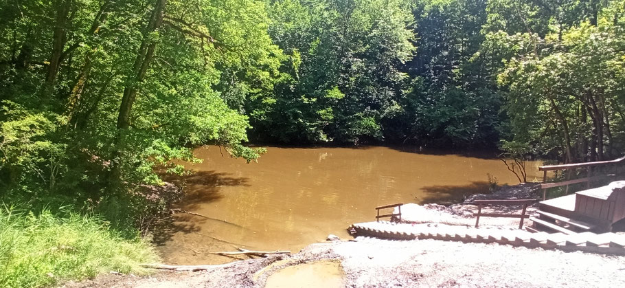 Der Lacul Mierlei, stark eisenhaltiger, heilender Schlamm