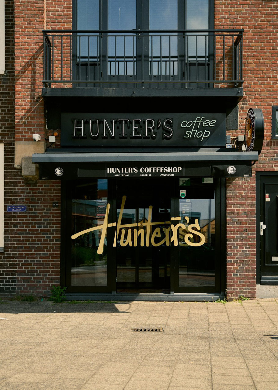 Hunters Coffee Shop Papaverweg Amsterdam